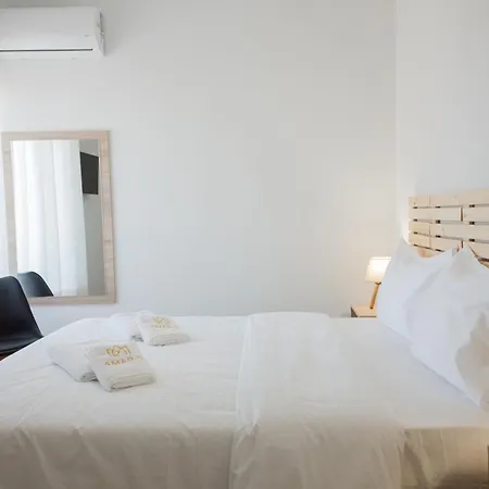 アパート Amar V Lechaio