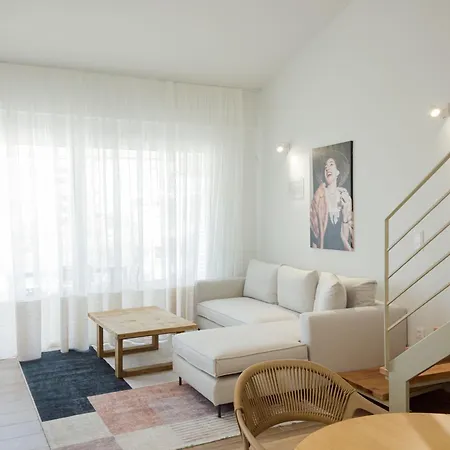 Amar V Appartamento Lechaio