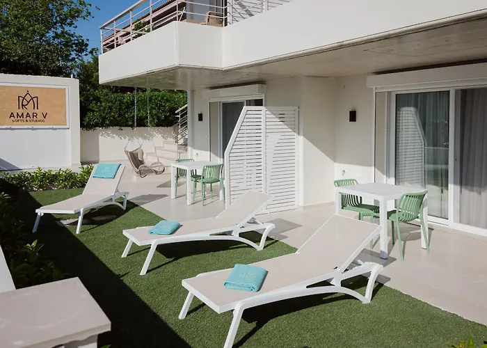 Amar V Apartment Lechaio